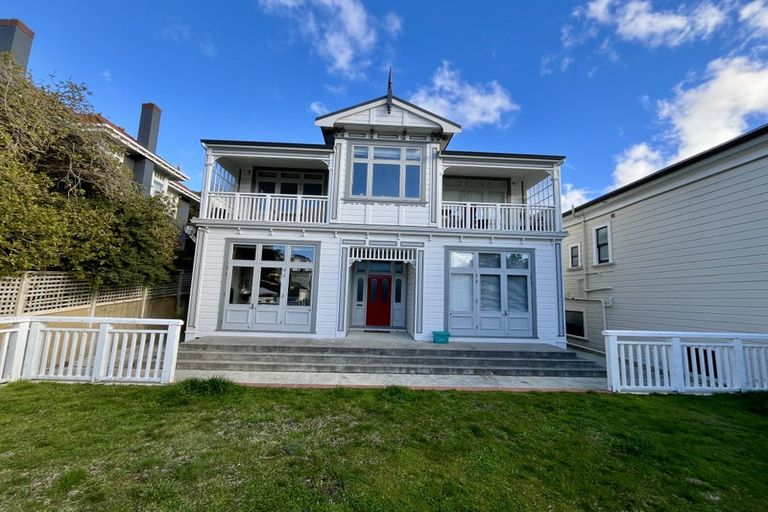 Photo of property in 58 Majoribanks Street, Mount Victoria, Wellington, 6011