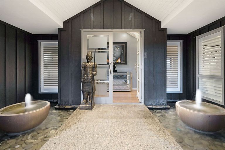 Photo of property in 37 Paremoremo Road, Lucas Heights, Auckland, 0632