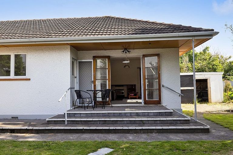 Photo of property in 51 Union Street, Hawera, 4610