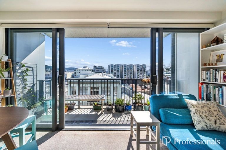Photo of property in Forte Apartments, 72/13 College Street, Te Aro, Wellington, 6011