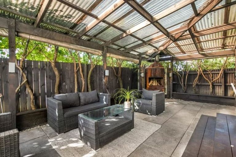 Photo of property in 1/38 Boundary Road, Clover Park, Auckland, 2019