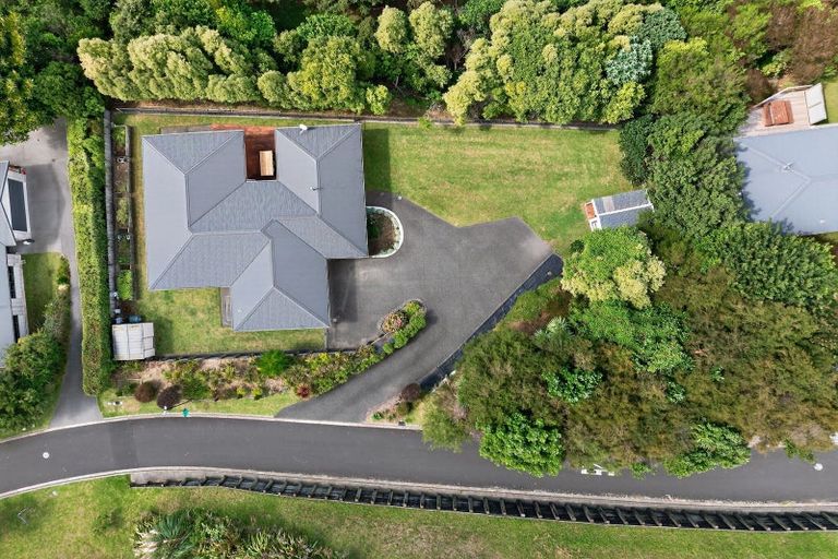 Photo of property in 5 Southill Way, Pyes Pa, Tauranga, 3112