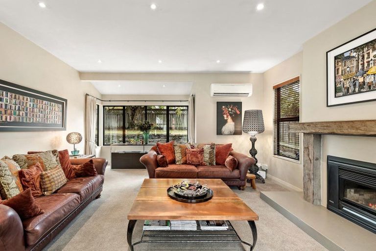 Photo of property in 63 Devon Street, Arrowtown, 9302