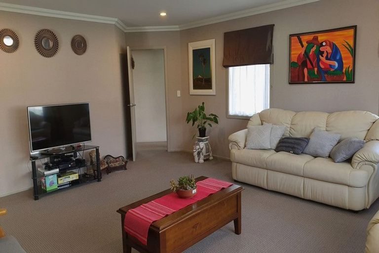 Photo of property in 13 Craig Street, Stratford, 4332