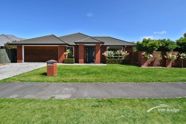 Photo of property in 40 Limes Avenue, Parklands, Christchurch, 8083