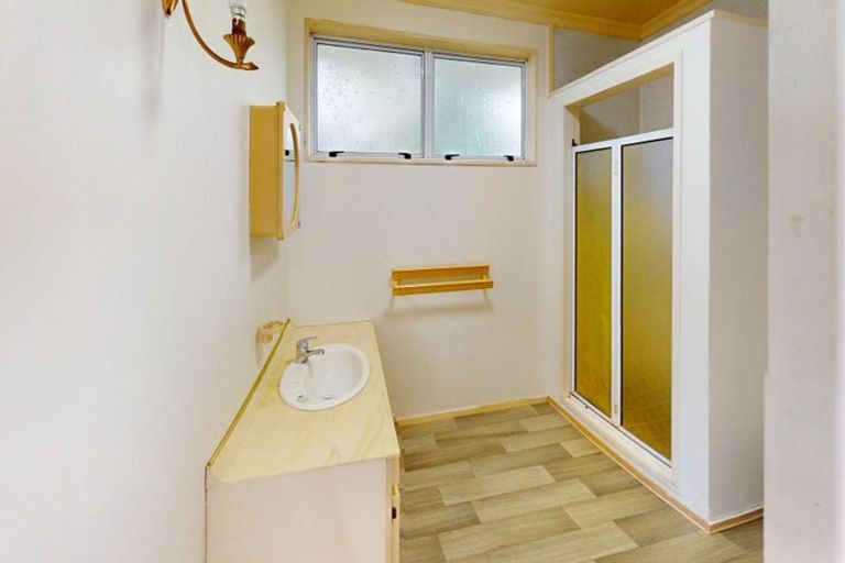 Photo of property in 5 Patea Place, Terrace End, Palmerston North, 4410