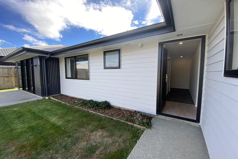 Photo of property in 4 Tudor Lane, Lower Shotover, Queenstown, 9304