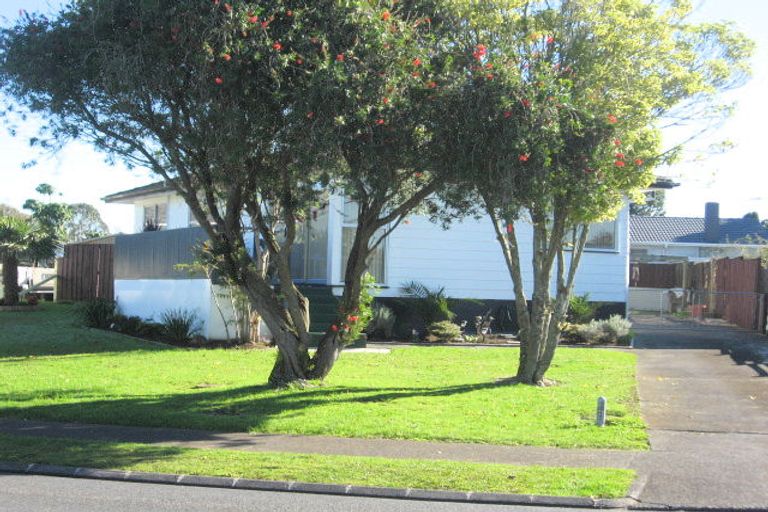 Photo of property in 34 Aarts Avenue, Manurewa, Auckland, 2102