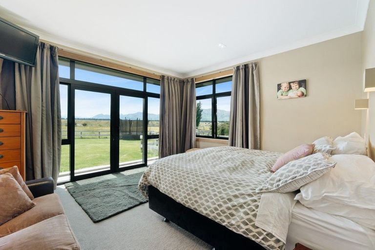 Photo of property in 182 Stevenson Road, Wanaka, 9382