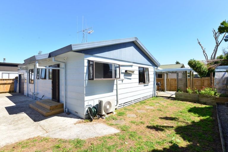 Photo of property in 20b Crawshaw Drive, Nawton, Hamilton, 3200