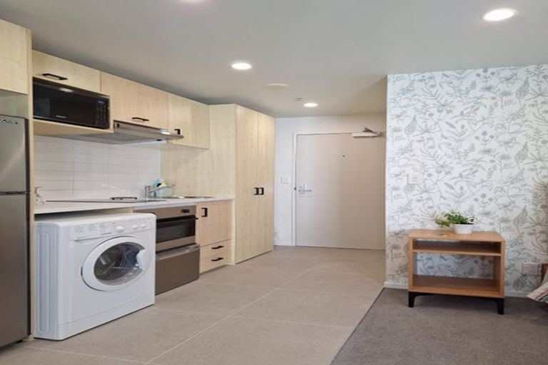 Photo of property in 23 Emily Place, Bellevue, Tauranga, 3110