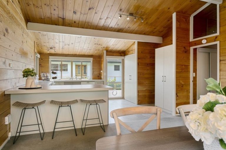 Photo of property in 58 Chesham Avenue, Waipahihi, Taupo, 3330