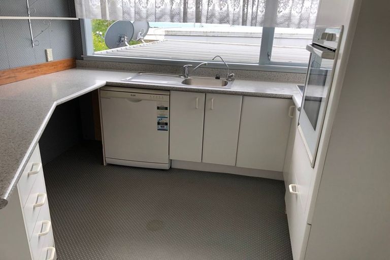 Photo of property in 2/7 Chilton Place, Howick, Auckland, 2014