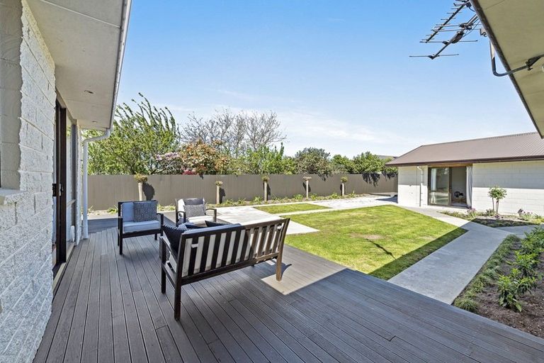 Photo of property in 4 Cicada Place, Hei Hei, Christchurch, 8042