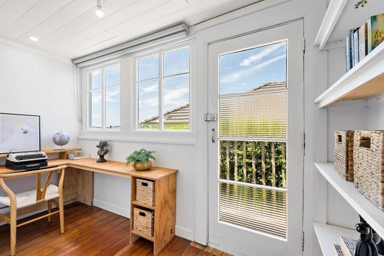 Photo of property in 9 Tarawera Road, Johnsonville, Wellington, 6037