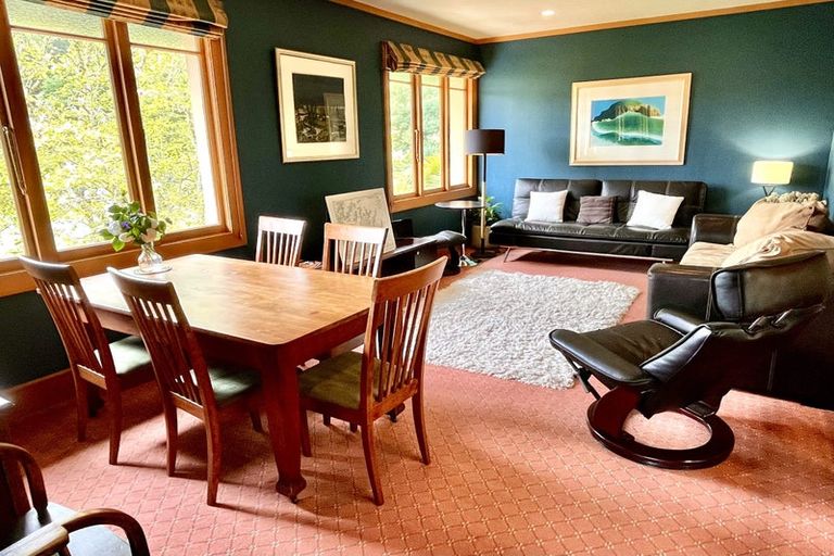 Photo of property in 8 Rutland Street, Picton, 7220