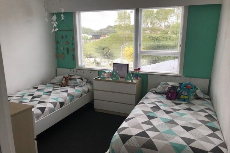 Photo of property in 52 Oranga Street, Westown, New Plymouth, 4310