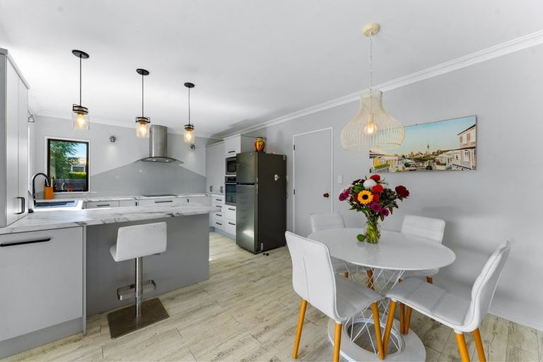 Photo of property in 29b View Road, Waiuku, 2123