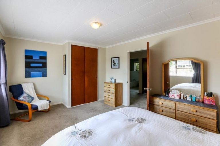 Photo of property in 18 Hickford Place, Okato, 4335