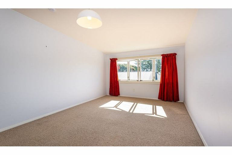 Photo of property in 40 Stapletons Road, Richmond, Christchurch, 8013