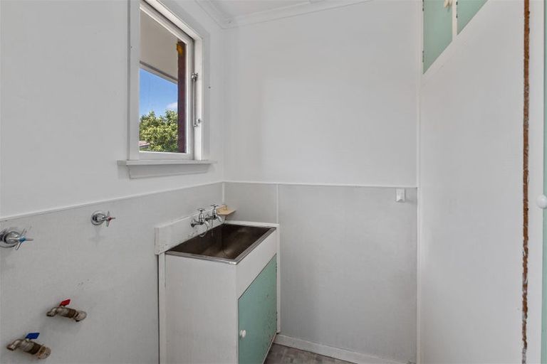 Photo of property in 15 Wolsey Place, Hillmorton, Christchurch, 8025