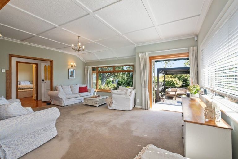 Photo of property in 40 Youngs Road, Papakura, 2110