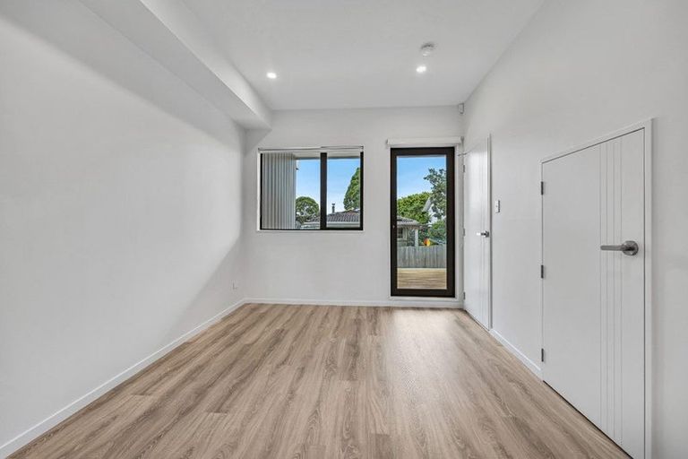 Photo of property in 9/345 Pakuranga Road, Pakuranga Heights, Auckland, 2010