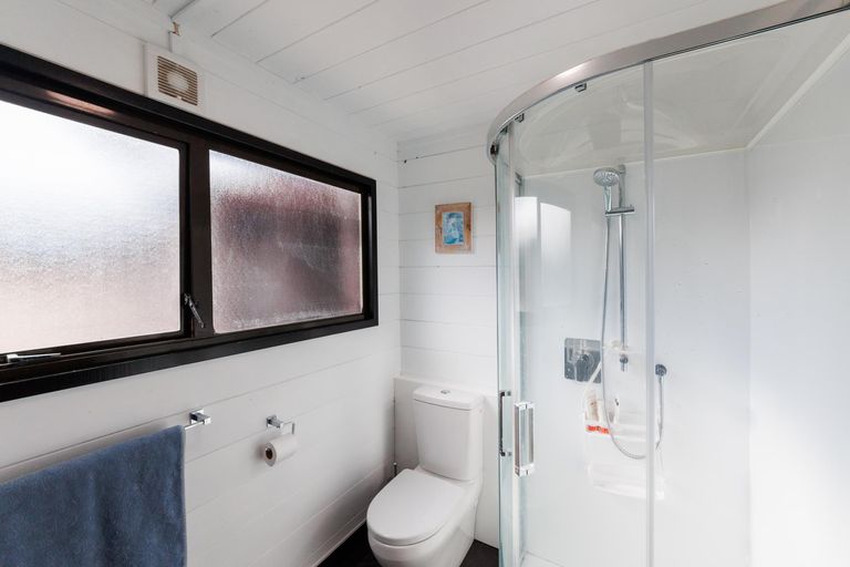 Photo of property in 5 Fernwood Place, Fitzherbert, Palmerston North, 4410