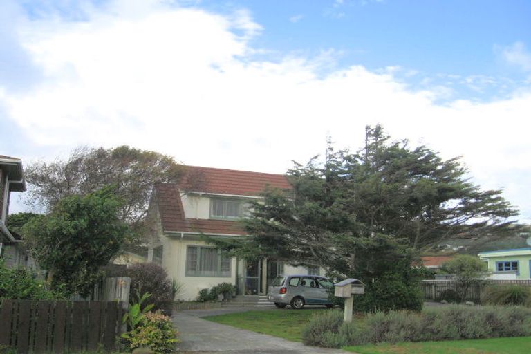 Photo of property in 28 Beauchamp Street, Karori, Wellington, 6012
