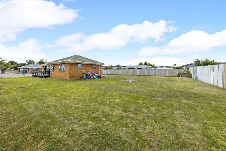 Photo of property in 18 President Avenue, Papakura, 2110