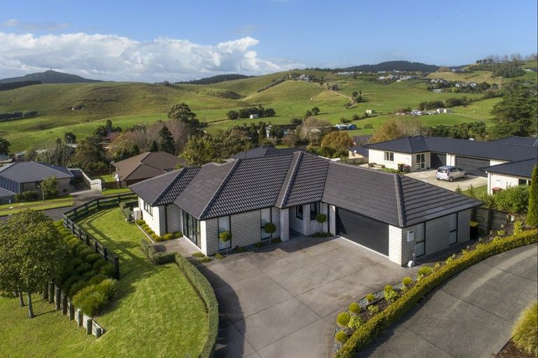 Photo of property in 1 Matariki View, Welcome Bay, Tauranga, 3112