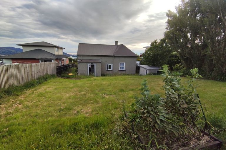 Photo of property in 67 Earls Road, Saint Clair, Dunedin, 9012