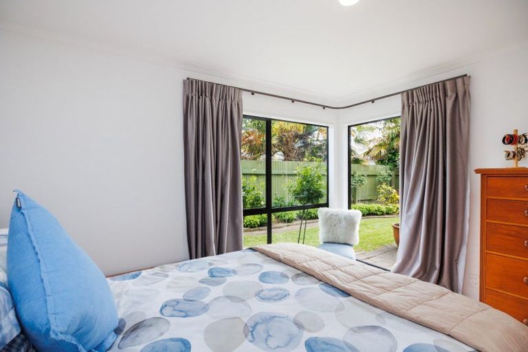 Photo of property in 3 Winston Avenue, Hokowhitu, Palmerston North, 4410