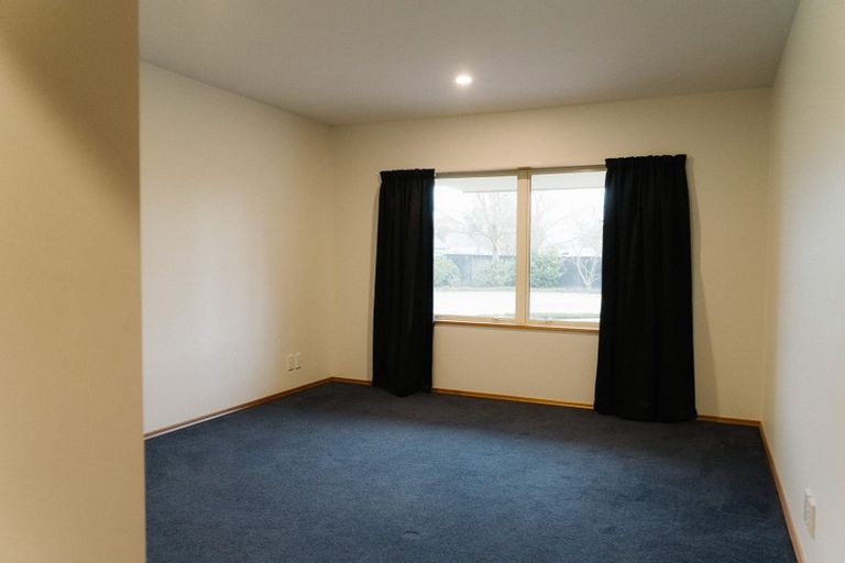 Photo of property in 9 Lewisham Park, St Albans, Christchurch, 8052