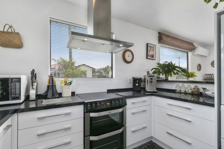 Photo of property in 6 King Street, Petone, Lower Hutt, 5012