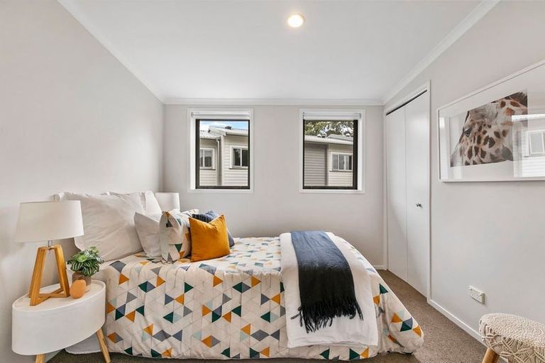 Photo of property in 15/13 Kaihu Street, Northcote, Auckland, 0627