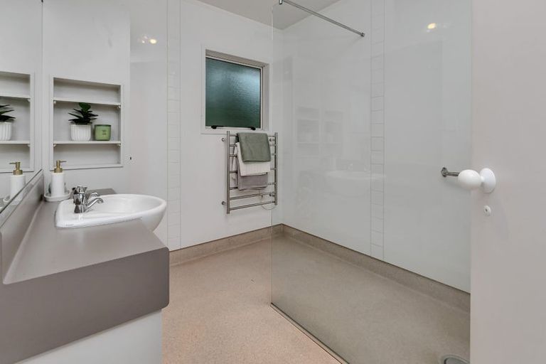 Photo of property in 17d Bernard Street, Avenues, Whangarei, 0110