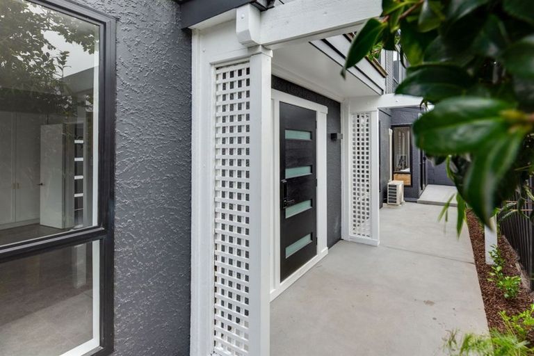 Photo of property in 1/97 Weston Road, St Albans, Christchurch, 8052