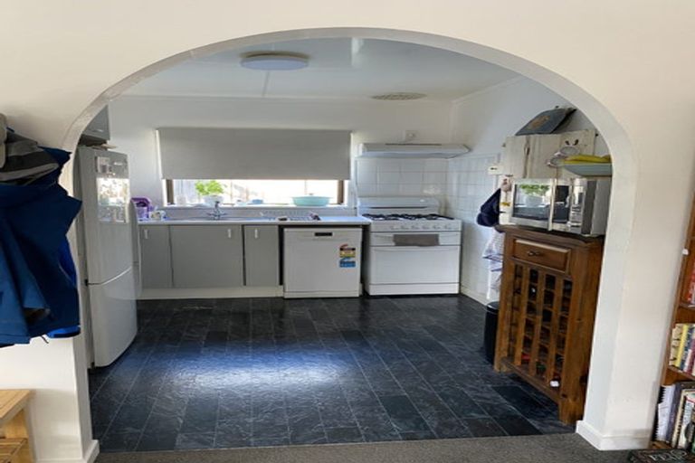 Photo of property in 1/67 Hector Street, Seatoun, Wellington, 6022