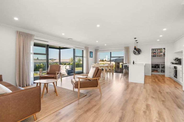 Photo of property in 2/84 Gateway Drive, Te Awamutu, 3800