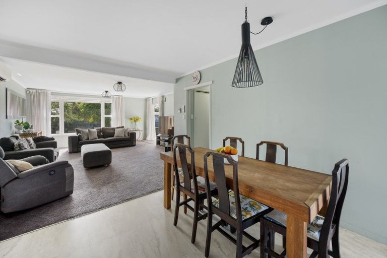 Photo of property in 18 Lipscombe Crescent, Havelock North, 4130