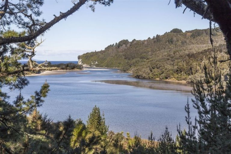 Photo of property in 409 The Drive, Whangamata, 3620