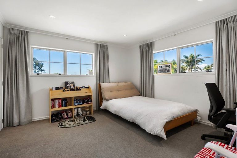 Photo of property in 22 Royal Ascot Drive, Papamoa Beach, Te Puke, 3187