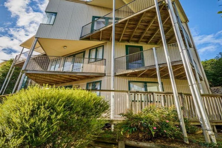 Photo of property in 59 Reserve Terrace, Lyttelton, 8082