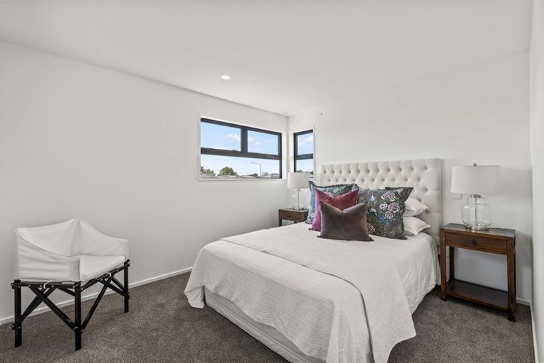 Photo of property in 1 Kurashiki Street, Halswell, Christchurch, 8025