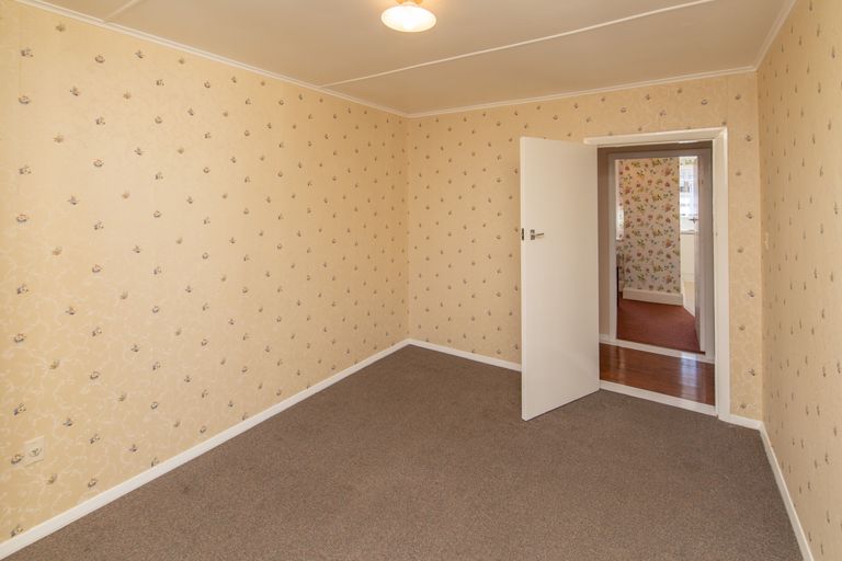 Photo of property in 22 Eureka Street, Aranui, Christchurch, 8061