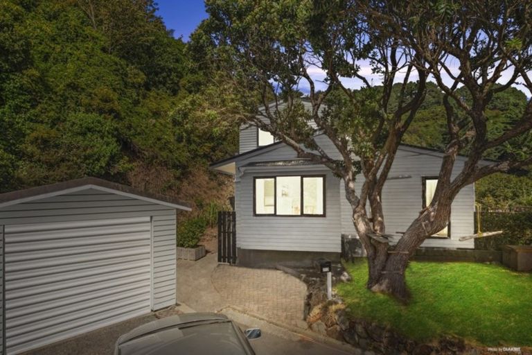 Photo of property in 212 Pembroke Road, Wilton, Wellington, 6012