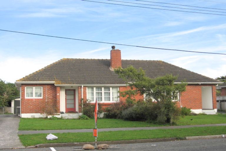 Photo of property in 28 Mitchell Street, Epuni, Lower Hutt, 5011