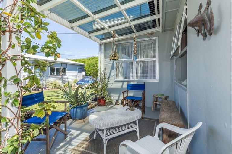 Photo of property in 26 Muapoko Street, Himatangi Beach, Foxton, 4891