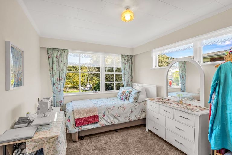 Photo of property in 34 Herbert Avenue, Cloverlea, Palmerston North, 4412